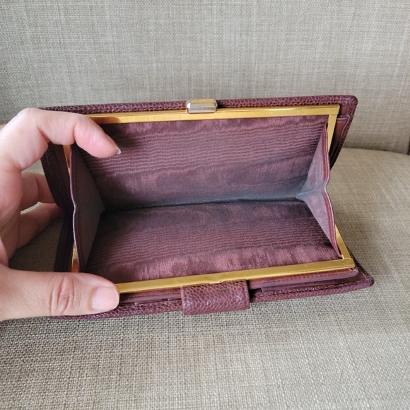 Authentic CHANEL vintage Caviar leather long wallet 4970715 (E05) - Picture 11 of 17